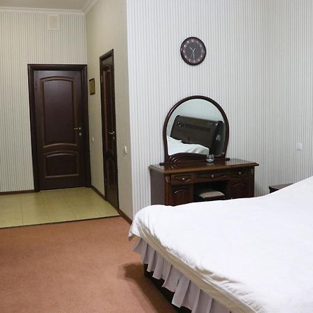 Hotel Botakoz Astana Bagian luar foto