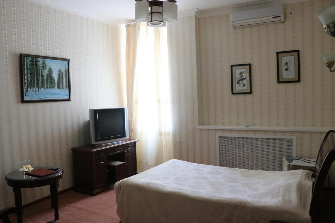 Hotel Botakoz Astana Bagian luar foto