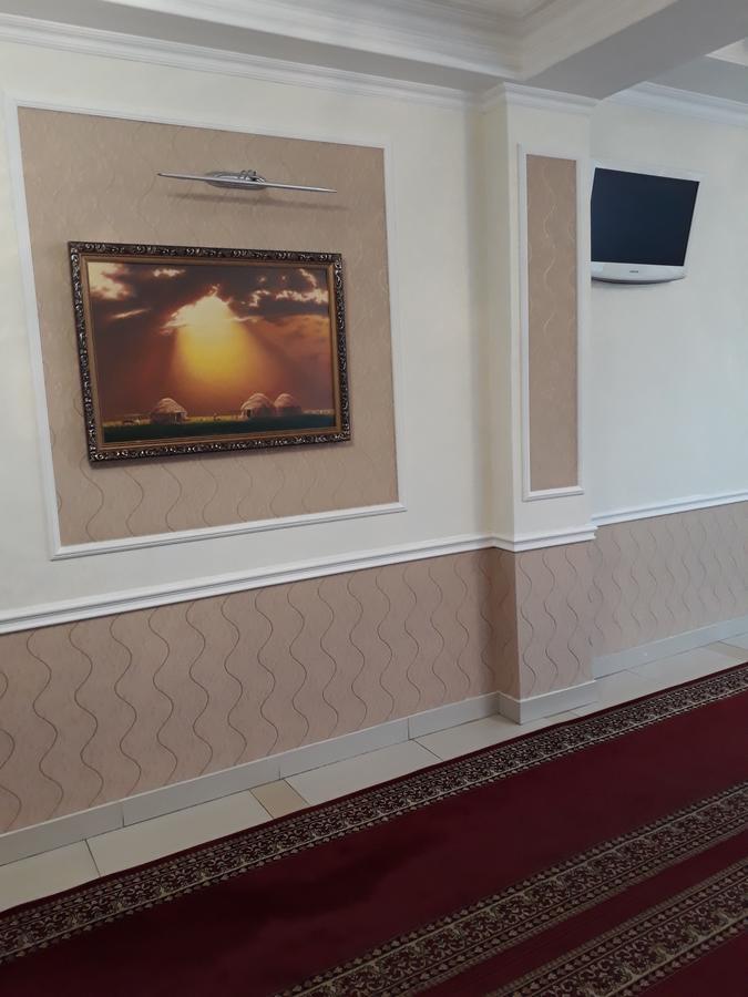 Hotel Botakoz Astana Bagian luar foto
