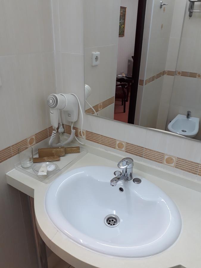 Hotel Botakoz Astana Bagian luar foto